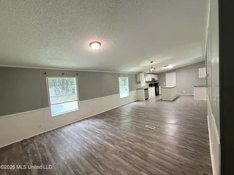 Living - 1167 Todd Rd, Summit, MS 39666 photo 1 of 6