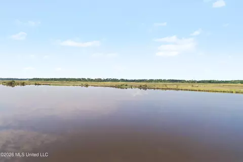 View/Area - 10157 S River Dr, Biloxi, MS 39532 photo 5 of 7