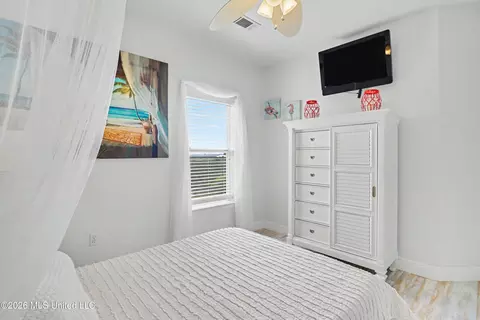 Bedroom - 10157 S River Dr, Biloxi, MS 39532 photo 4 of 6