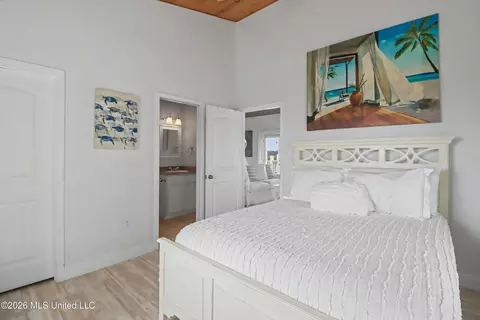 Bedroom - 10157 S River Dr, Biloxi, MS 39532 photo 2 of 6