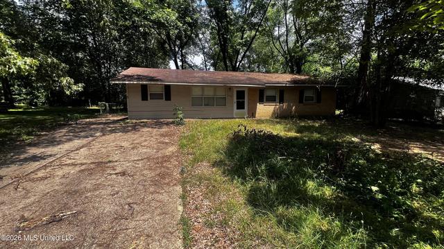 350 Queen Margaret Ln, Jackson, MS 39209
