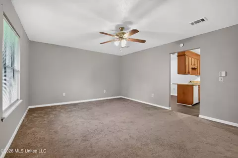 Living - 4525 Whitehaven Dr #AB, Jackson, MS 39204 photo 1 of 4