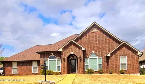 507 Wildberry Dr, Pearl, MS 39208