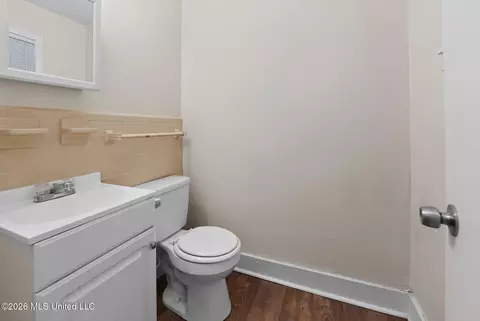 Bath - 1089 Branch St, Jackson, MS 39212 photo 2 of 2
