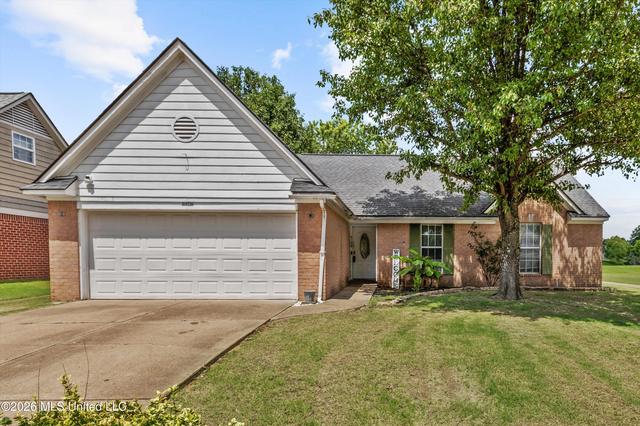 6108 Magnolia Lakes Dr, Olive Branch, MS 38654