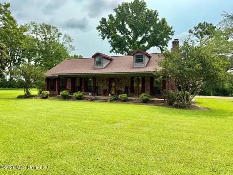 2212 NW Jackson Liberty Dr, Brookhaven, MS 39601