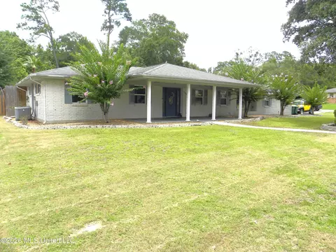 11564 Easy St, Gulfport, MS 39503