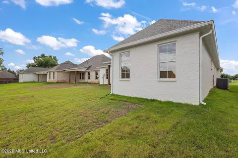 Exterior - 256 Caroline Blvd, Madison, MS 39110 photo 6 of 10