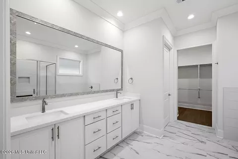 Bath - 256 Caroline Blvd, Madison, MS 39110 photo 1 of 4