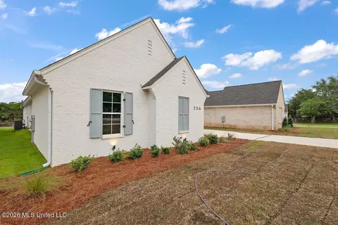 Exterior - 256 Caroline Blvd, Madison, MS 39110 photo 9 of 10