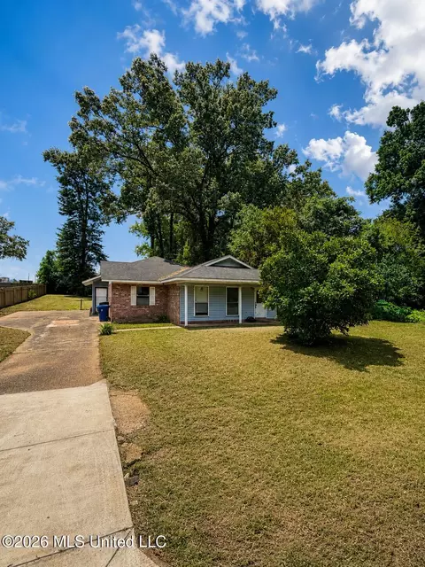 125 Tara Ln, Lucedale, MS 39452