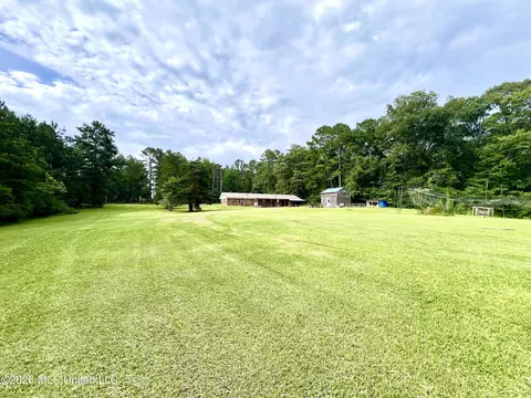 Exterior - 399 Freeman Rd SW, Summit, MS 39666 photo 6 of 7