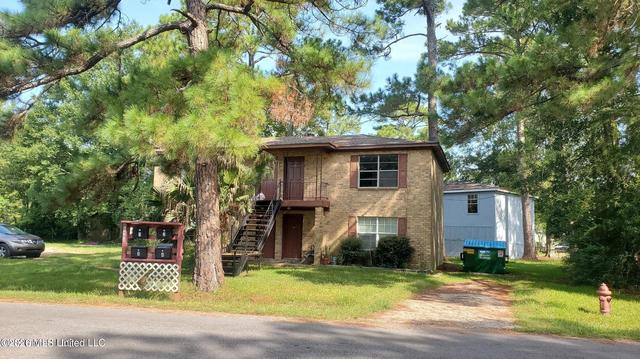6443 Jasmine St, Moss Point, MS 39563