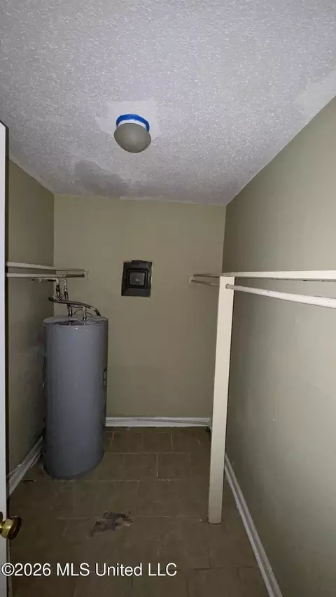 6443 Jasmine St, Moss Point, MS 39563 photo 7