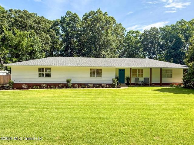 148 Red Hills Rd, Byhalia, MS 38611