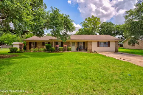 2318 Lynn Ave, Gulfport, MS 39503