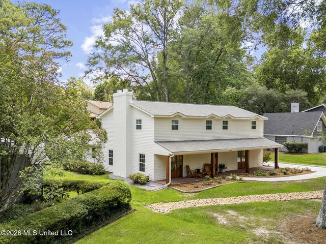 4408 Deer Creek Dr, Jackson, MS 39211