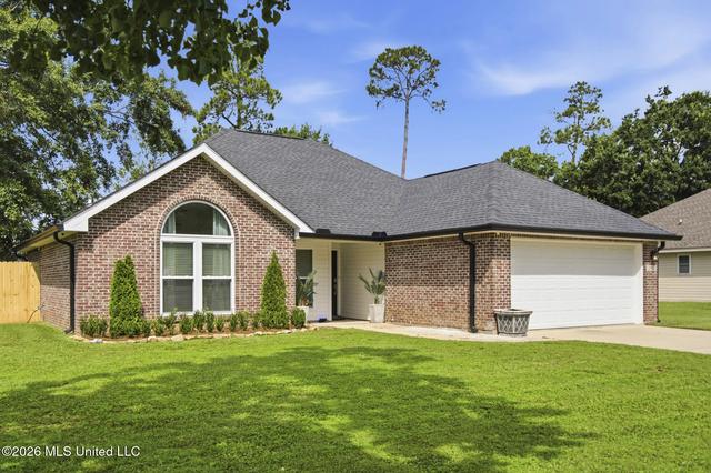 309 Woodcrest Dr, Long Beach, MS 39560