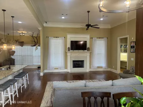 112 Claiborne St, Madison, MS 39110 photo 5
