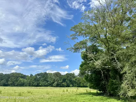 Lexington Road, Pickens, MS 39146
