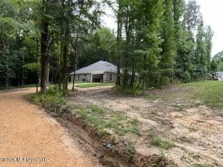 1970 Smart Rd, Como, MS 38619