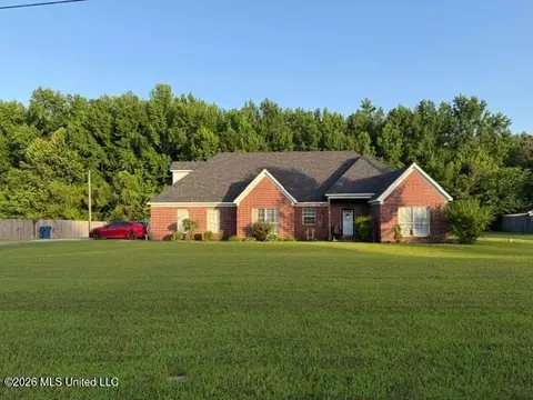 170 Dry Field Rd, Byhalia, MS 38611