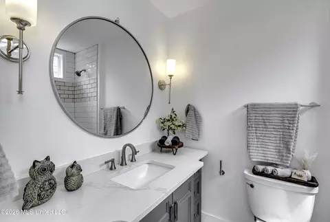 Bath - 1030 Manship St, Jackson, MS 39202 photo 4 of 6