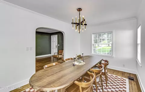 Dining - 1030 Manship St, Jackson, MS 39202 photo 3 of 5