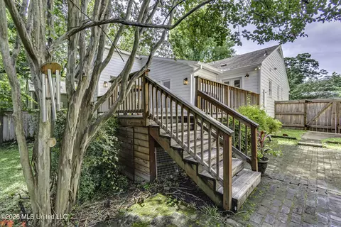 Exterior - 1030 Manship St, Jackson, MS 39202 photo 6 of 18