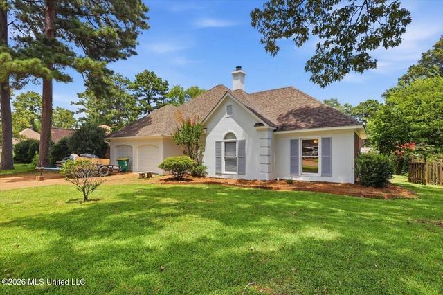 104 Ridgecrest Dr, Ridgeland, MS 39157