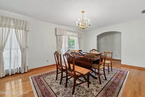Dining - 203 Church St, Lucedale, MS 39452 photo 2 of 4