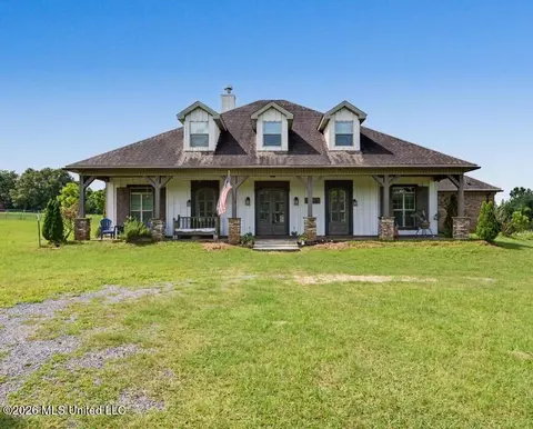 129 Howell Ferry Rd, Lucedale, MS 39452