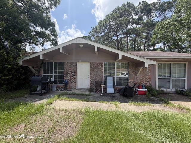 2024 Chatham Ct, Gautier, MS 39553