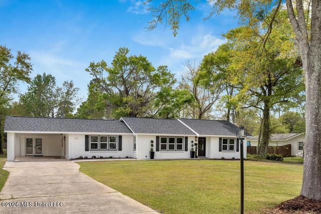211 47th St, Gulfport, MS 39507
