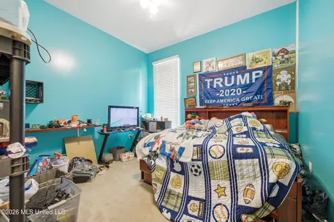 Bedroom - 3236 Barton-agricola Rd, Lucedale, MS 39452 photo 5 of 12