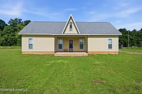 3236 Barton-agricola Rd, Lucedale, MS 39452
