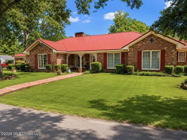 539 Mayer St, Greenville, MS 38701