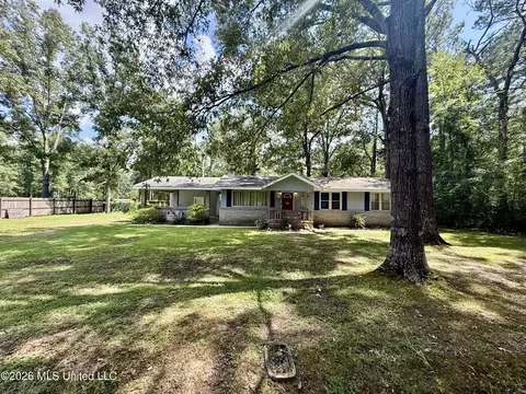 117 Lewis St, Richland, MS 39218