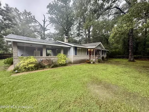 117 Lewis St, Richland, MS 39218