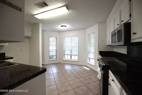 Other - 317 Cobblestone Dr, Madison, MS 39110 photo 2 of 5