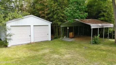 Exterior - 536 W Chickasaw St, Brookhaven, MS 39601 photo 1 of 1