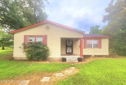 8225 Dundee Rd, Dundee, MS 38626 photo 1