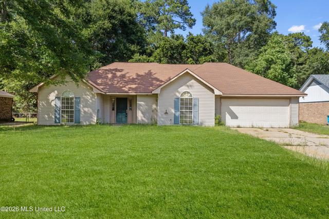 7020 Red Bud Ln, Ocean Springs, MS 39564