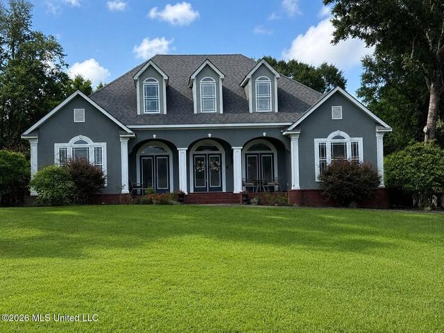 5402 Huckleberry Ln, Moss Point, MS 39562