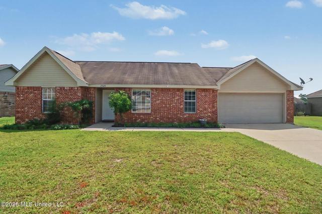 2024 Irma Cir, Ocean Springs, MS 39564