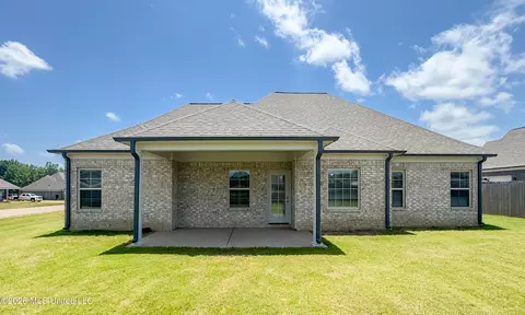 Exterior - 7722 Willow Way, Hernando, MS 38632 photo 4 of 6