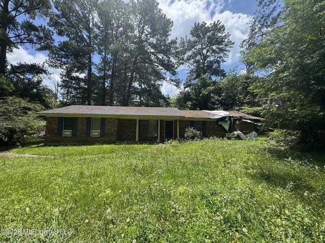 1975 Teakwood Dr, Jackson, MS 39212