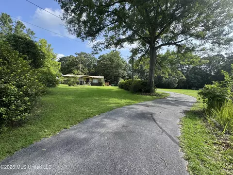 2980 Dwyer Branch Rd, Vancleave, MS 39565