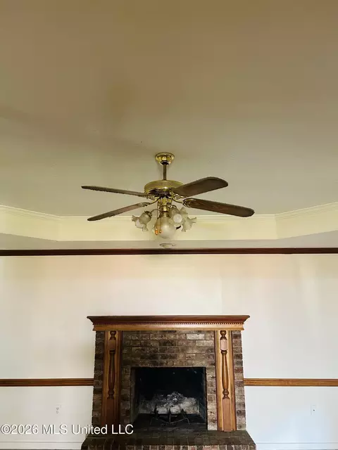 Living - 171 Riverbend Dr, Byram, MS 39272 photo 1 of 1