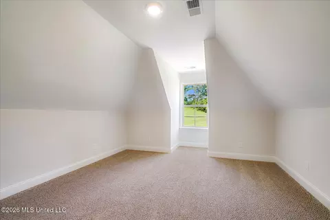 Bedroom - 2263 Scott Mdws Ln, Hernando, MS 38632 photo 2 of 4